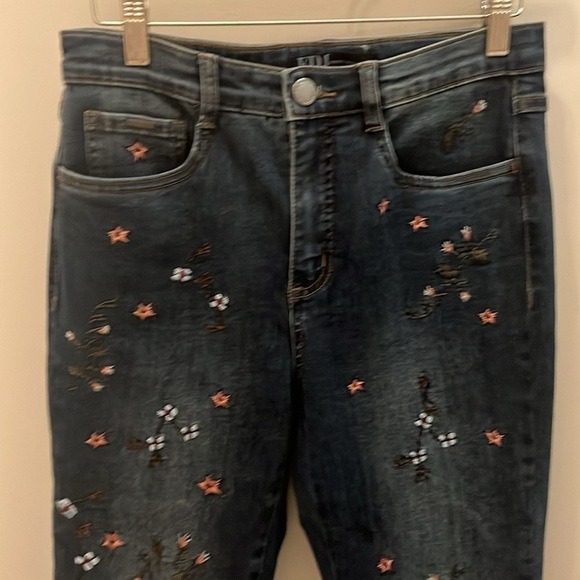 FDJ French Dressing Jeans Suzanne Embroidered Blue Size 4 Floral - Picture 1 of 10